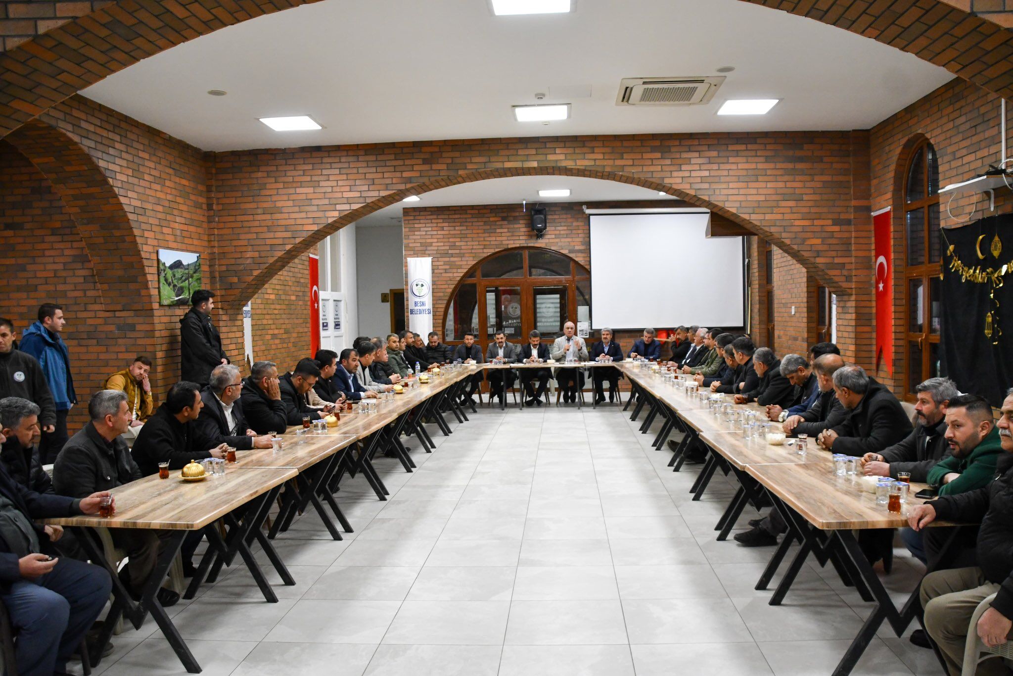Hüseyin Özhan Toplantı Besni