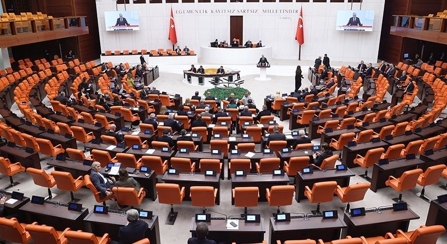 Tbmm Bayram Sonrası Yoğun Gündemle Toplanıyor