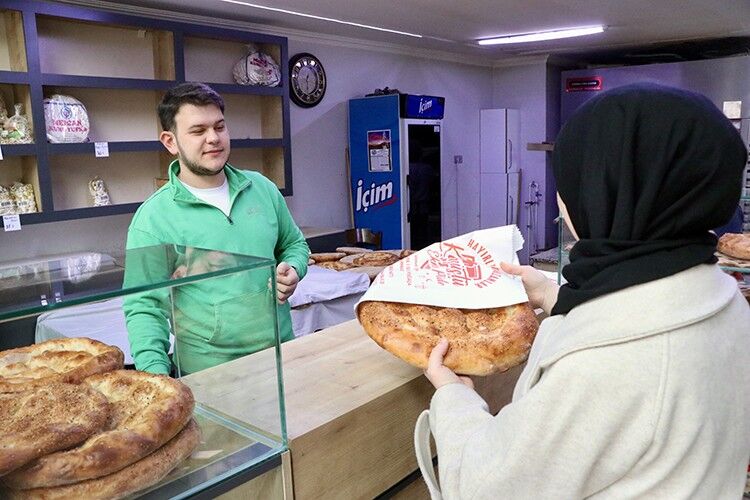 Ustalar Trabzon Ramazan Pidesinin Sırrını Anlattı4