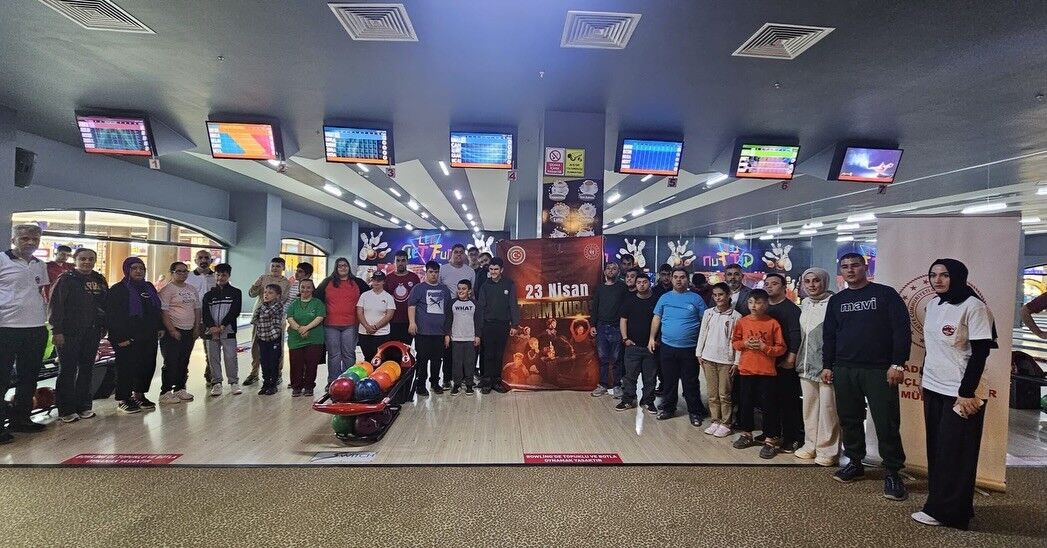 Adıyaman’da Özel Sporcular Bowling Heyecanı2