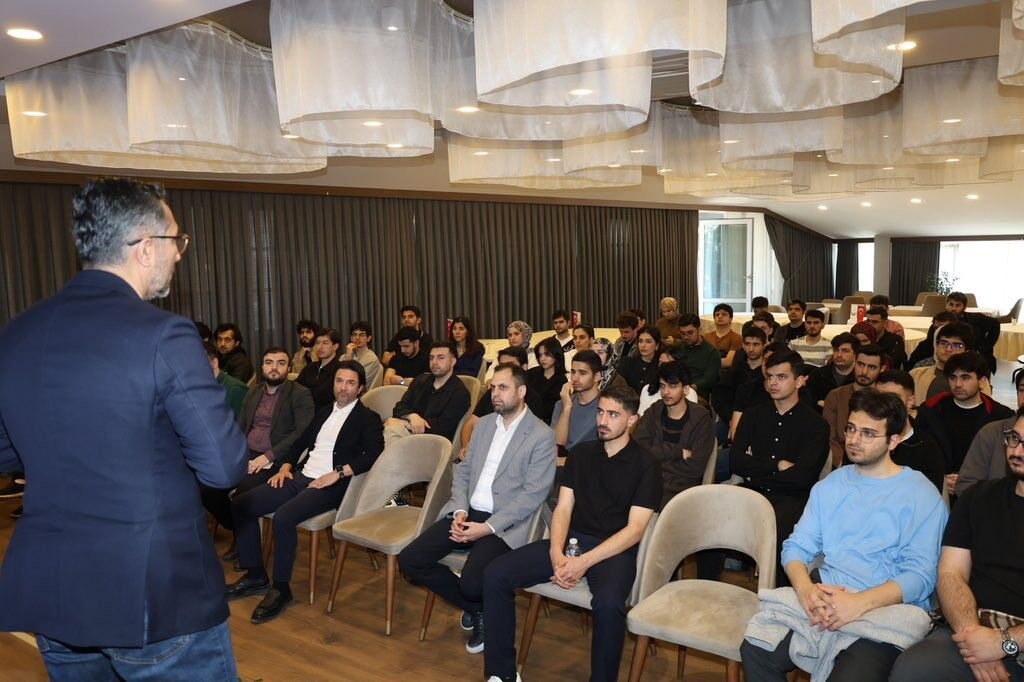 Adıyamanlılar Vakfı’ndan Kariyer Günleri Etkinliği1