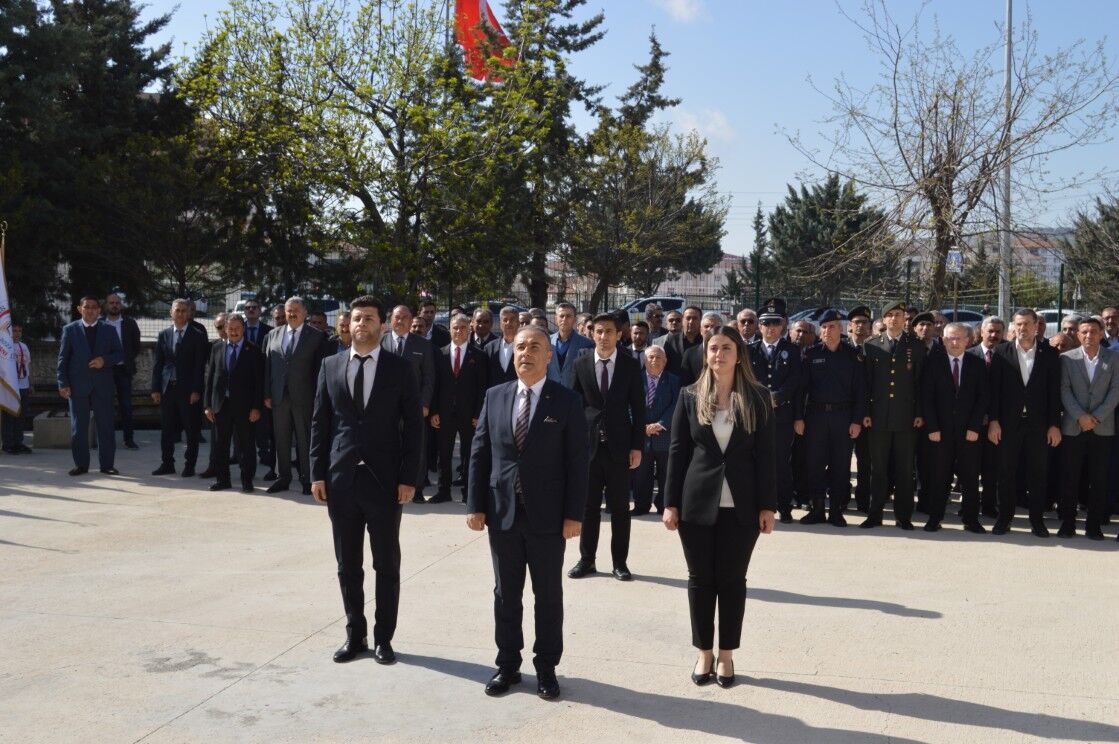 Besni’de 23 Nisan Kutlamaları Resmi Törenle Açıldı1