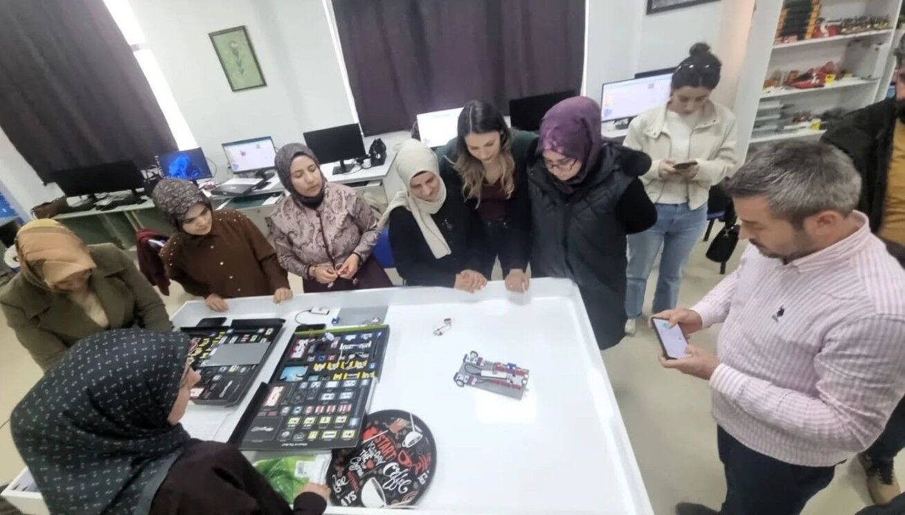 Besni’de Öğretmenlere Bilimsel Eğitim Desteği2