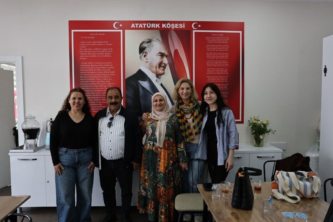 Bev’den İzmir’de Birlik Ve Dayanışma Mesajı1
