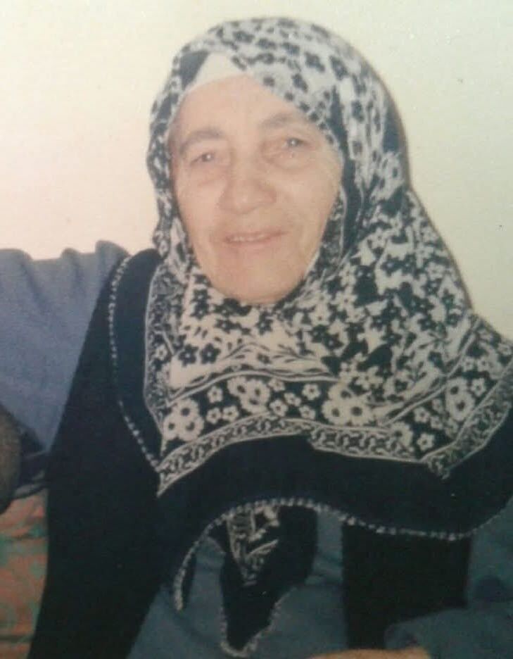 Emine Dost