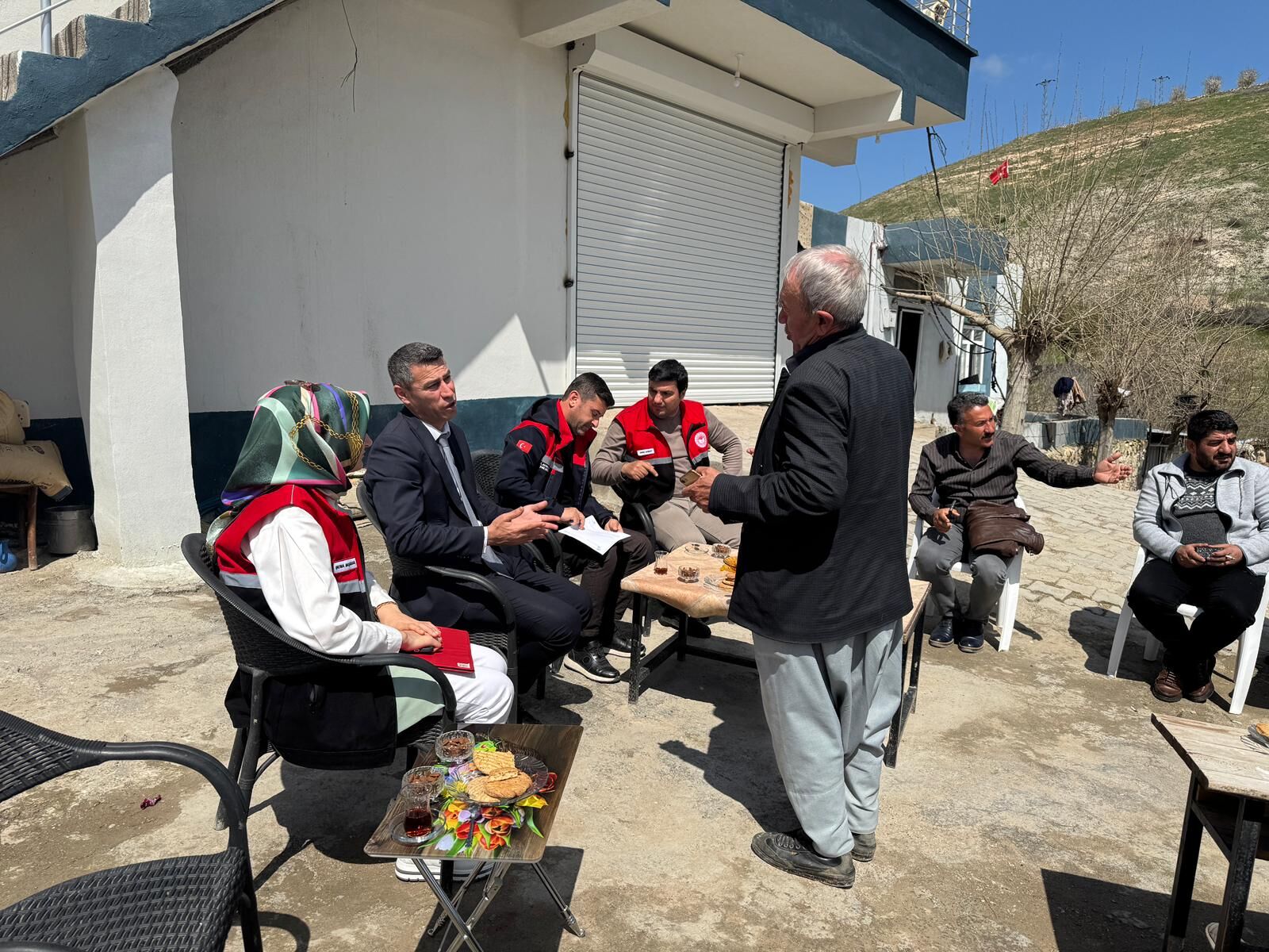 Kâhta Güzelçay’da Çiftçilere Destek Anlatıldı