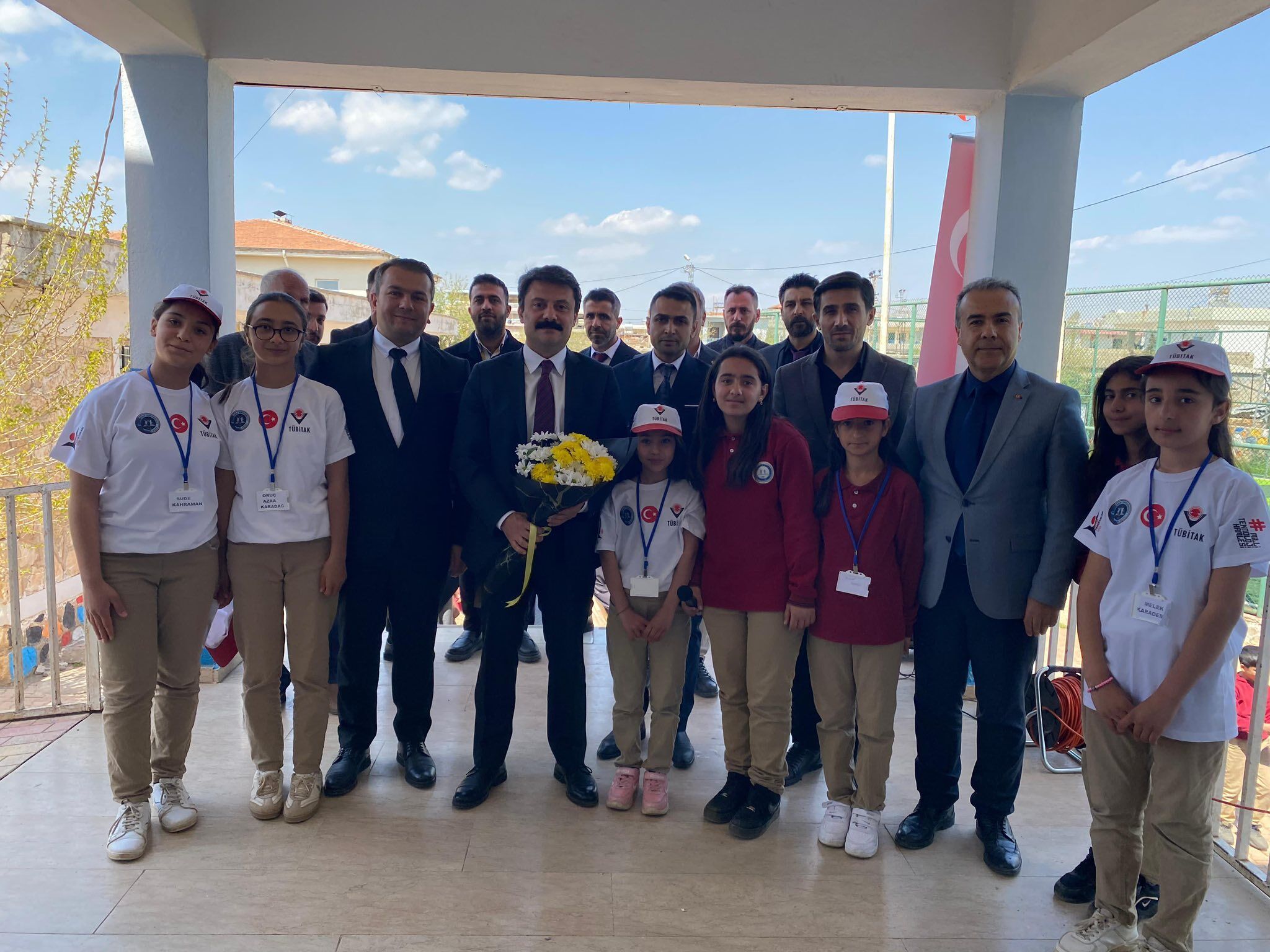 Kaymakam Aslan Sayören’de Bilim Fuarına Katıldı1