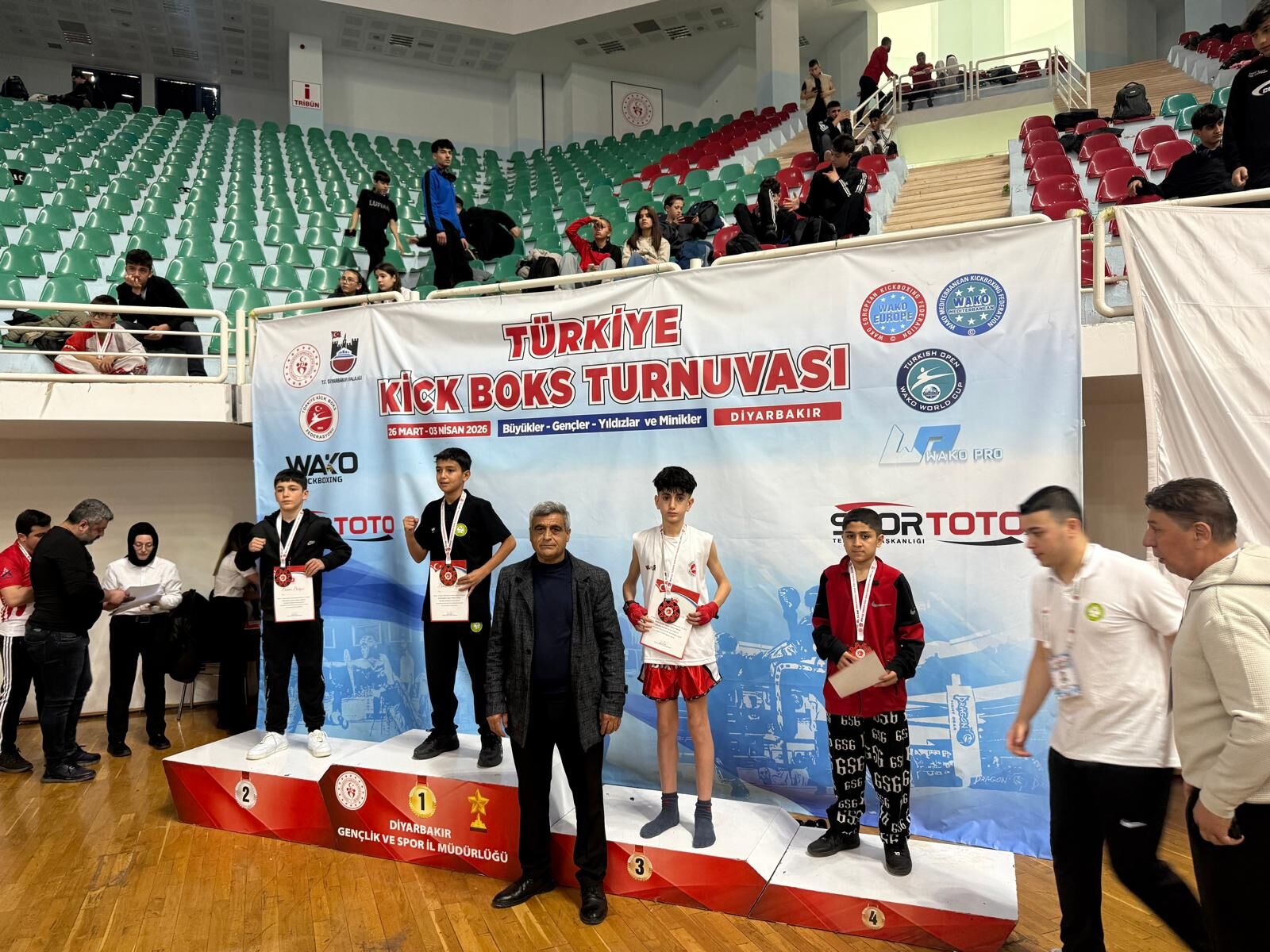 Kick Boksta Adıyaman Fırtınası Sürüyor3