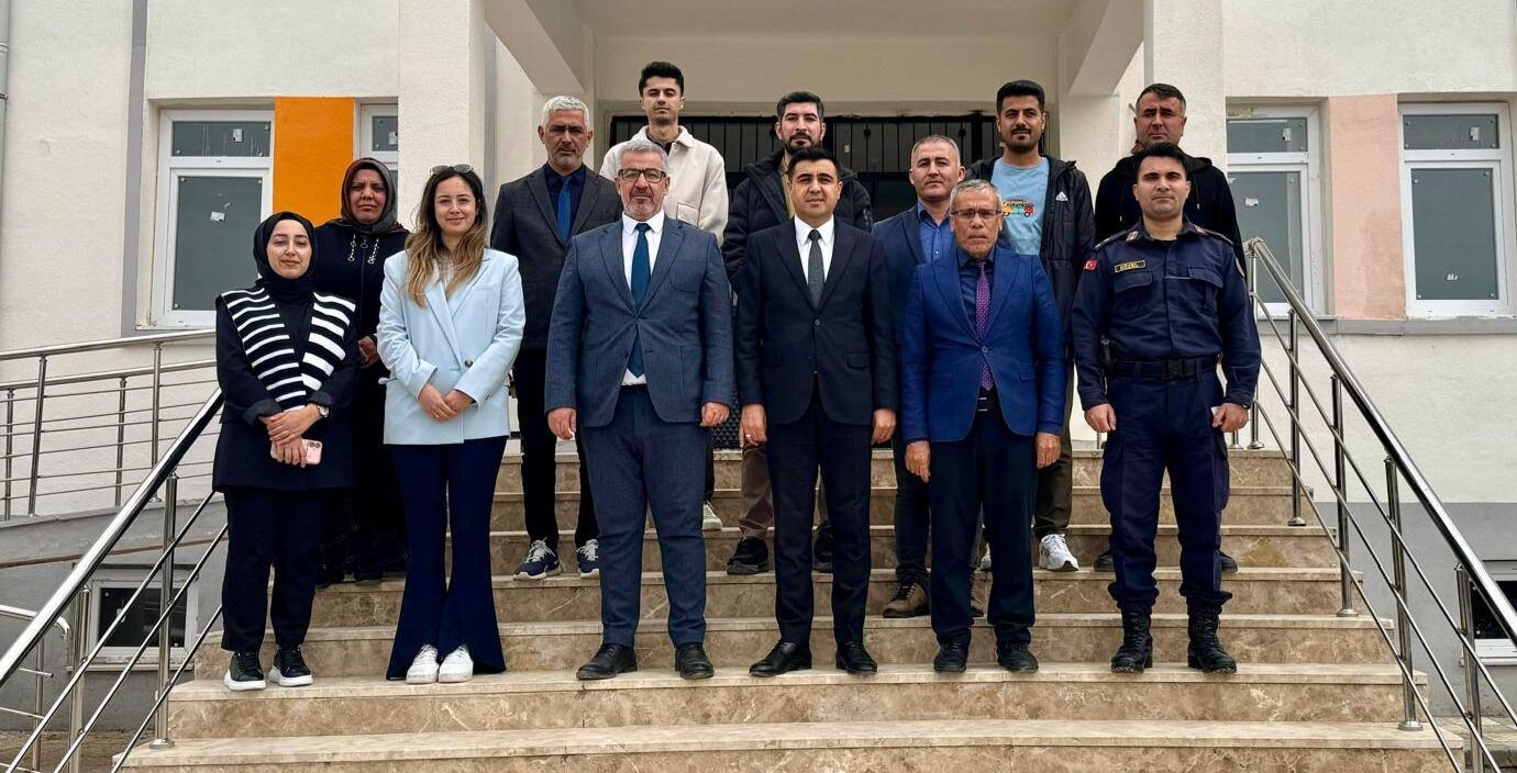 Tut Kaymakamı Güngör Öğrenci Ve Öğretmenlerle Buluştu3