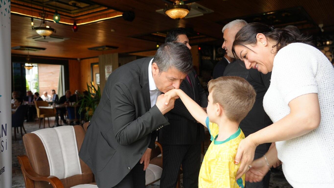 Adıyaman Belediyesi Bayramlaşma Tutdere (6) (Orta)
