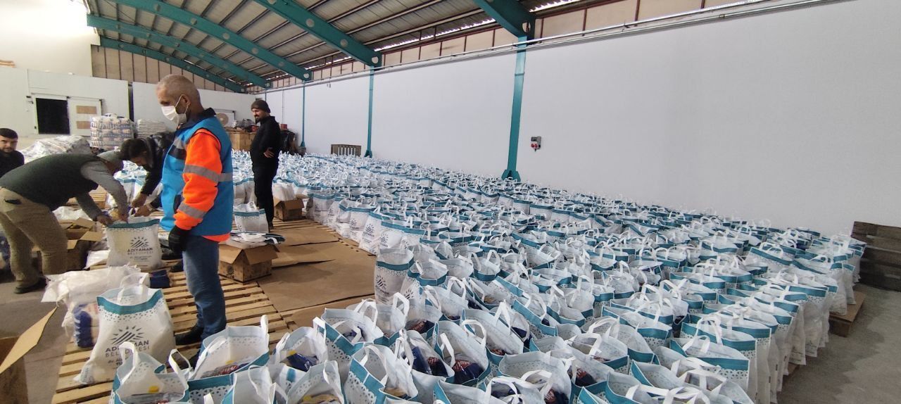 Adıyaman Belediyesi Gıda Ve Hijyen Desteği (1)