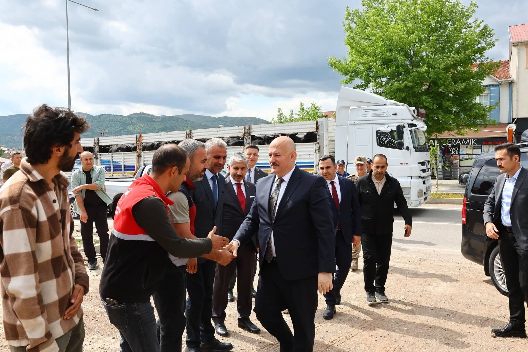 Adıyaman Valisi Abdullah Küçük Gölbaşı'nda Temaslarını Sürdürdü6