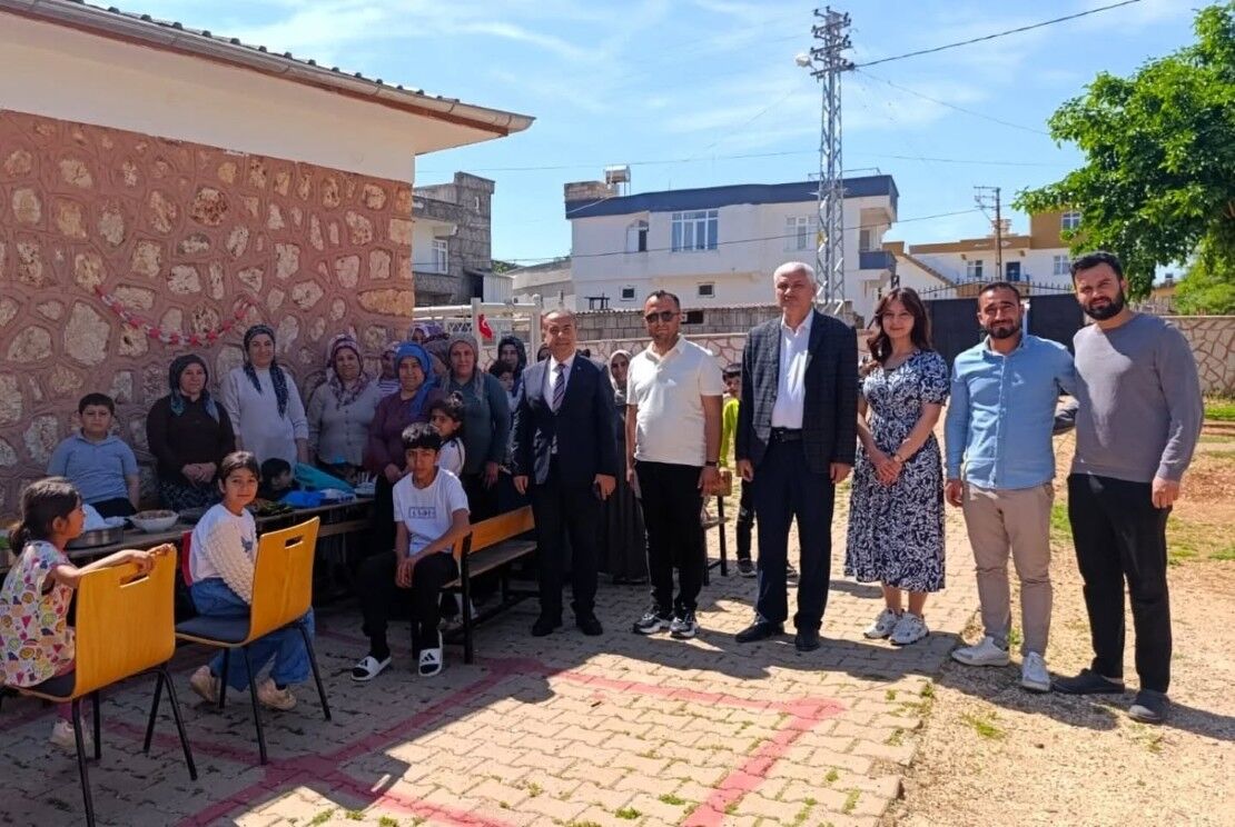 Besni Aktepeli Miniklerden Mehmetçik İçin Kermes1
