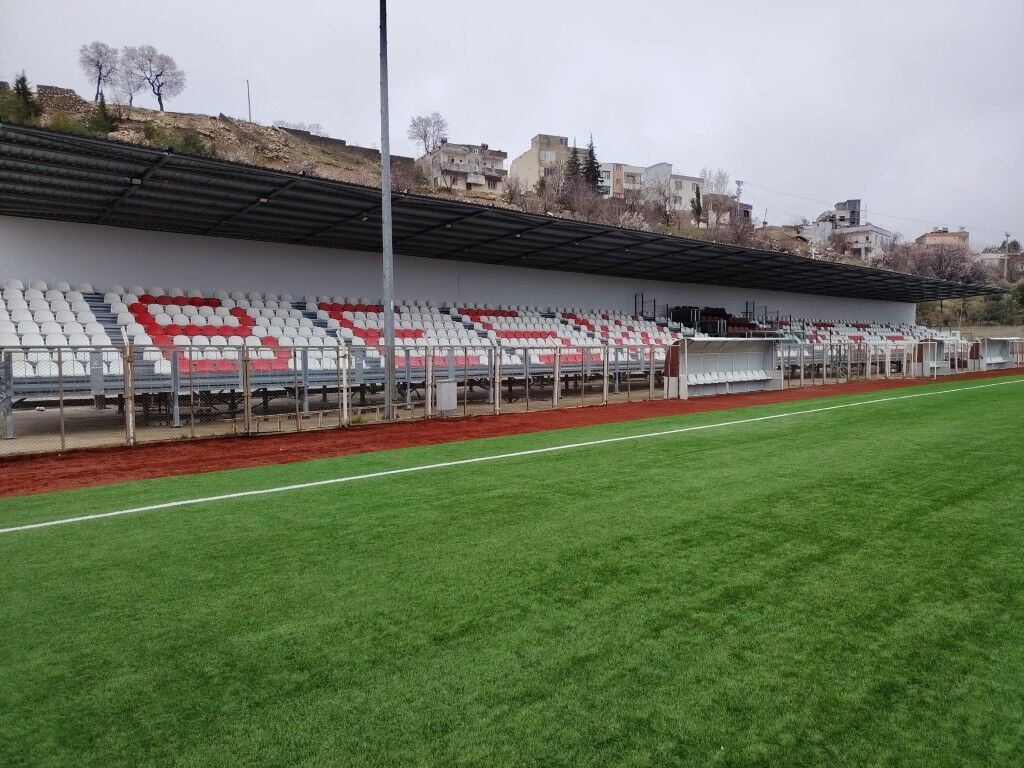 Besni Stadyum1 (Orta)