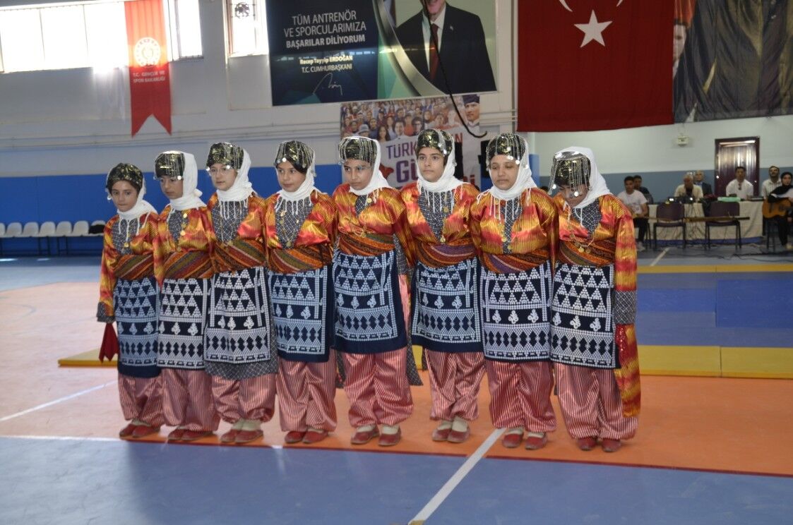 Besni’de 19 Mayıs Coşkusu Gösterilerle Taçlandı5