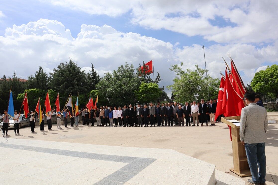 Besni’de Gençlik Haftası Coşkuyla Başladı3