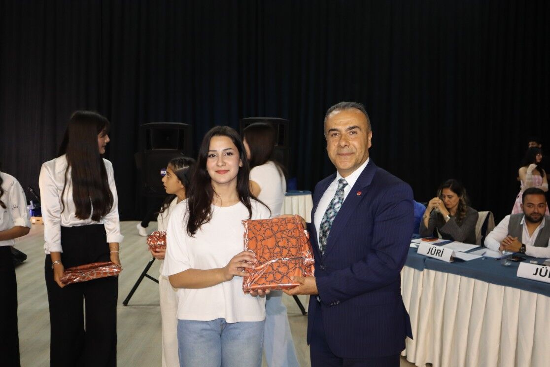 Besni’de “Mikrofon Sende” Yarışmasına Yoğun İlgi2