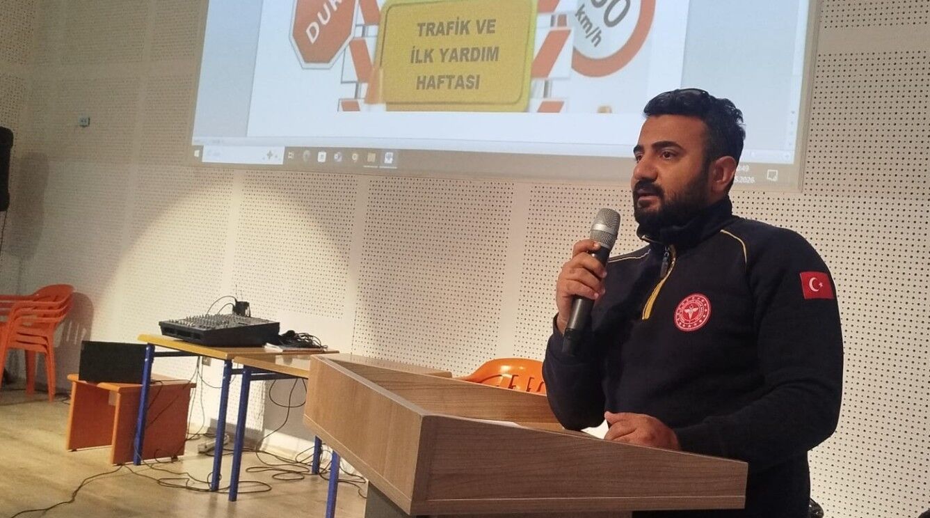 Besni’de Öğrenciler Trafik Kuralları İçin Sahneye Çıktı4