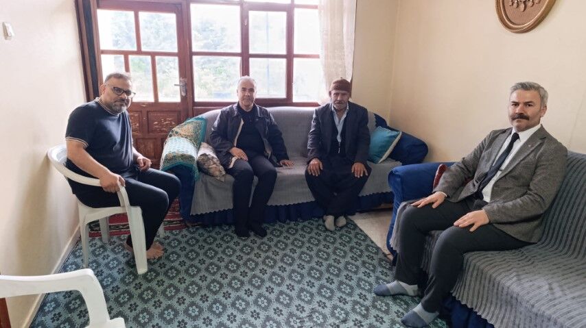 Besni’de Şehit Ve Gazi Ailelerine Bayram Ziyareti (7) (Küçük)