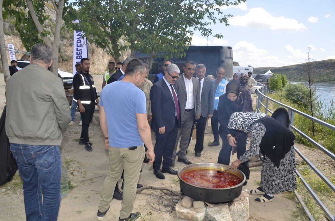 Besni’de Şenlikler Renkli Görüntülerle Başladı6