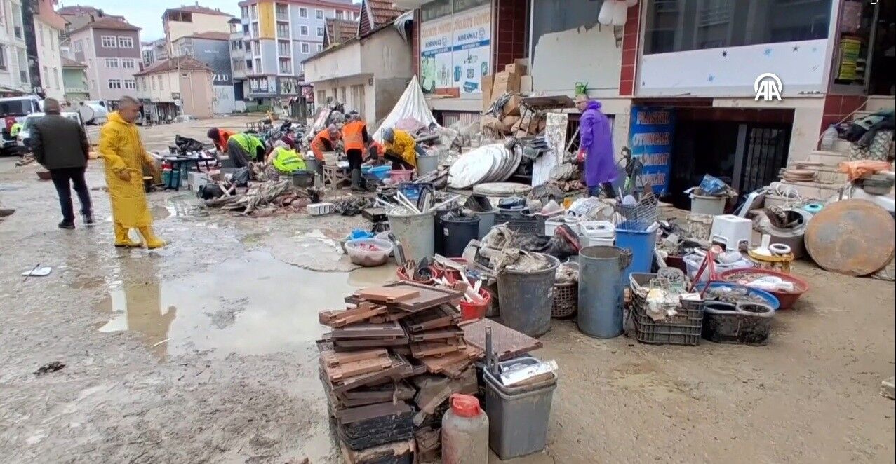 Besni’den Samsun’daki Selzedelere Destek1