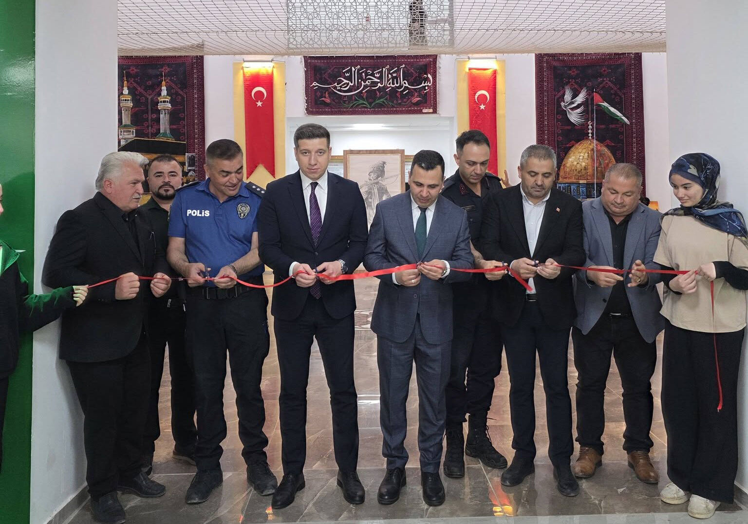 Gölbaşı’nda Öğrencilerden Resim Sergisi10