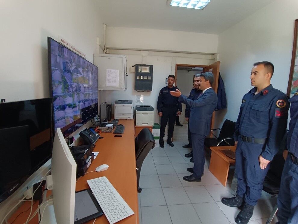 Kaymakam Aslan’dan Jandarma Ziyareti1