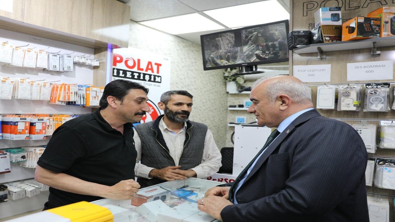 Milletvekili Hüseyin Özhan, Adıyaman'da Bayram Sevincini Paylaştı2 (Özel)