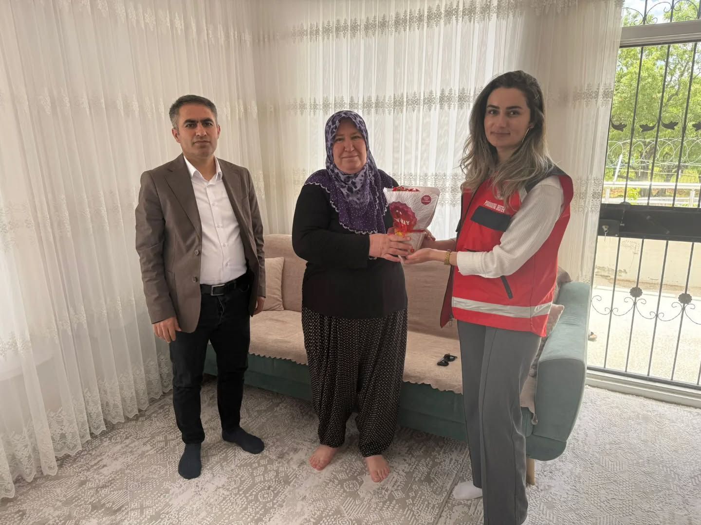 Şehit Annelerine Anneler Günü Ziyareti (3)-2