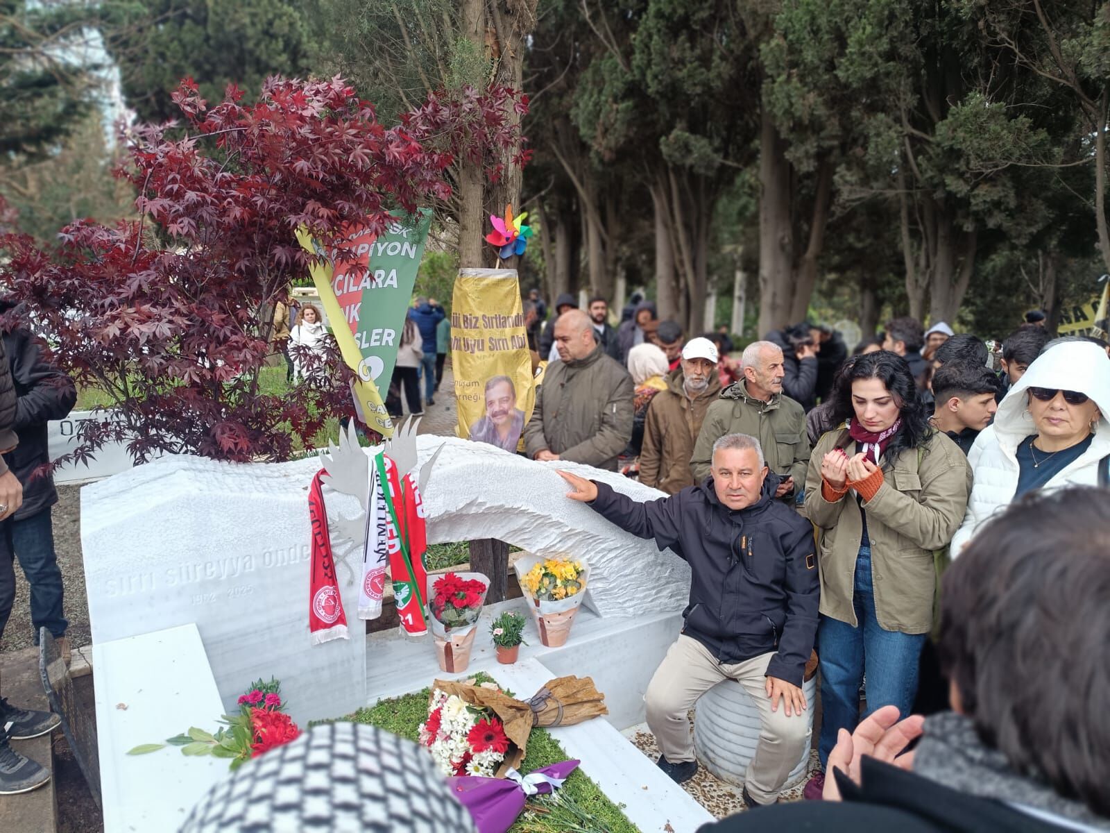 Sırrı Süreyya Önder Ölümünün 1. Yıl Dönümünde Anıldı (5)