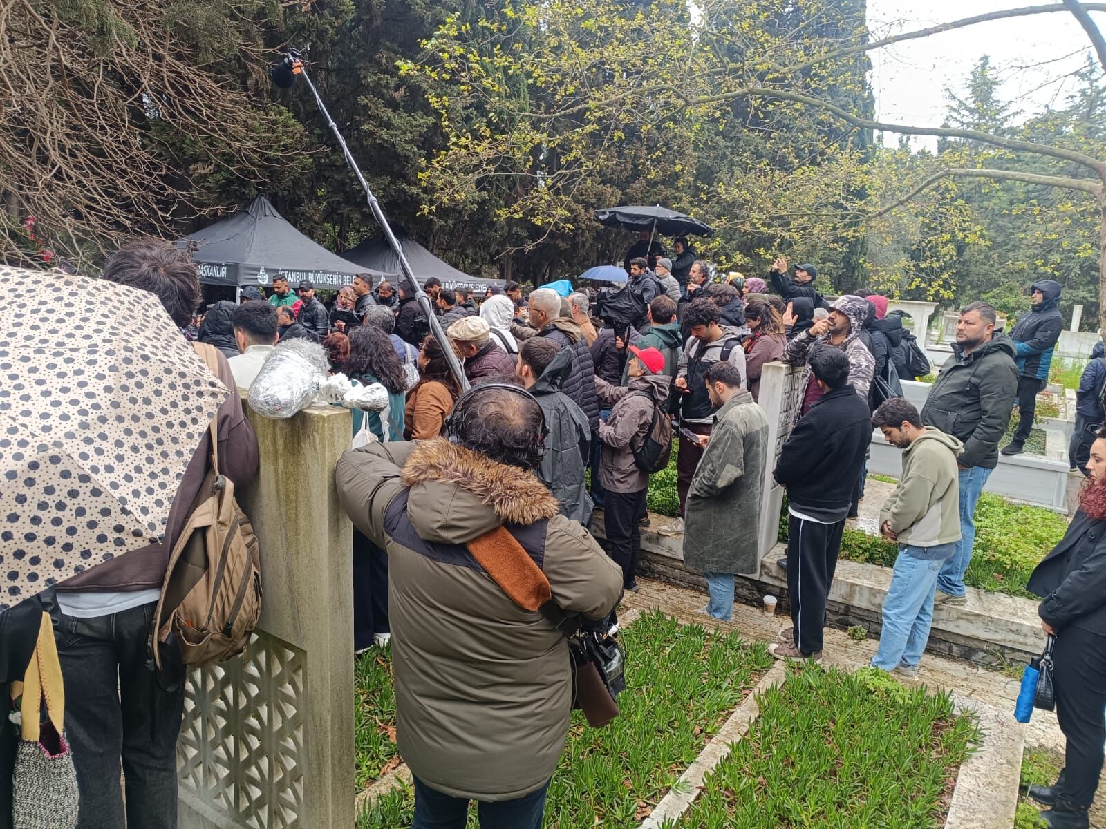 Sırrı Süreyya Önder Ölümünün 1. Yıl Dönümünde Anıldı (7)