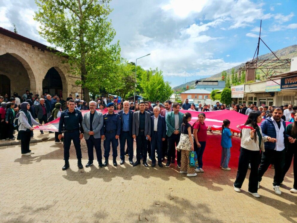 Tut’ta 19 Mayıs Ruhu Sokaklara Taştı2