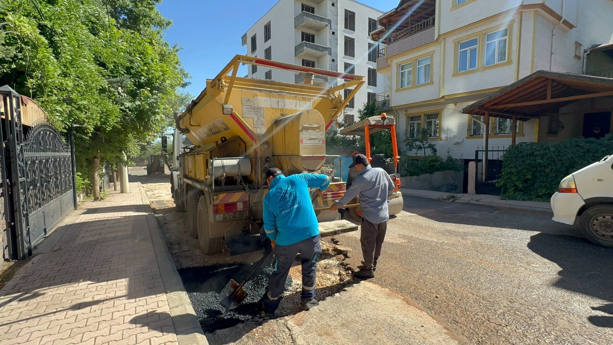 Adıyaman Belediyesi Yol Bakım Çalışmalarını Sürdürüyor (3)
