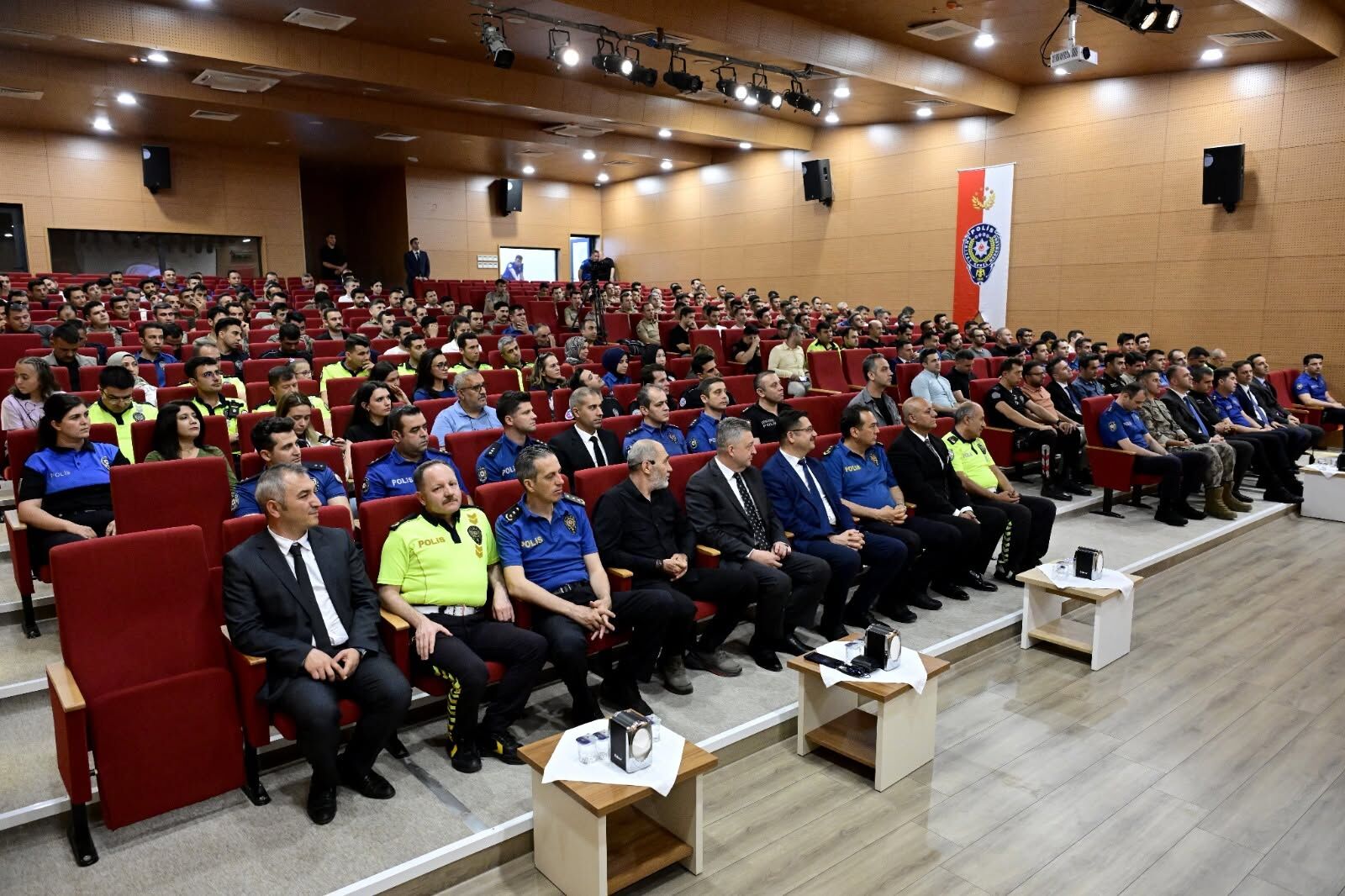Adıyaman Polisine Moral Ve Motivasyon Semineri2