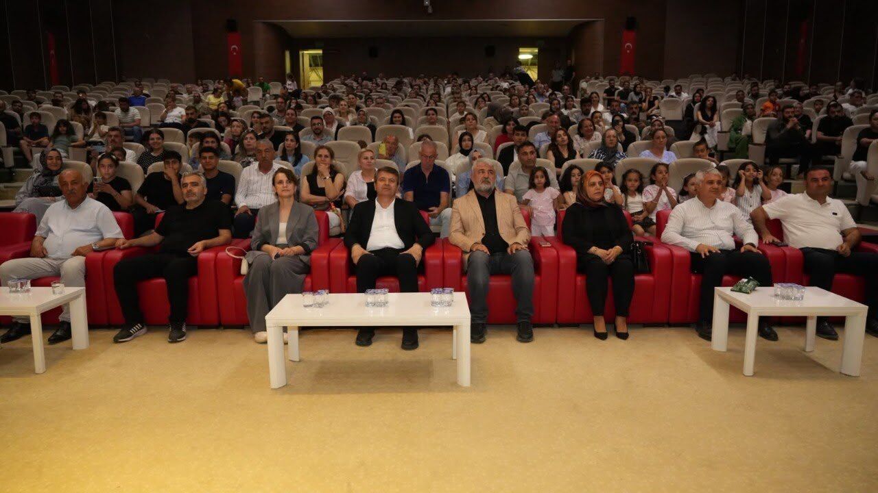 Adıyaman’da Bayram Türküleri Konseri Büyük İlgi Gördü (3)