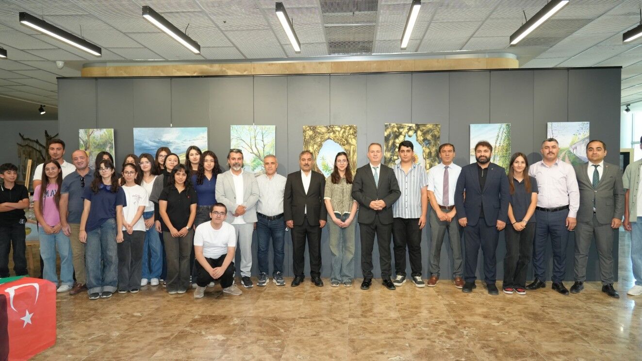 Adıyaman'da Karma Sanatlar Sergisi Açıldı
