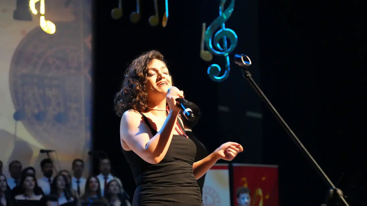 Adıyaman'da Maarif Korosu'ndan Sanat Dolu Gece (13)
