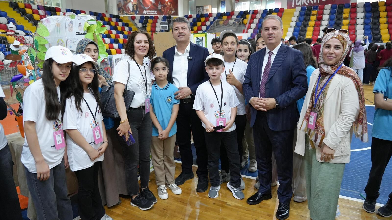 Adıyaman’da Tübi̇tak 4006 C Bilim Fuarı Açıldı (2)