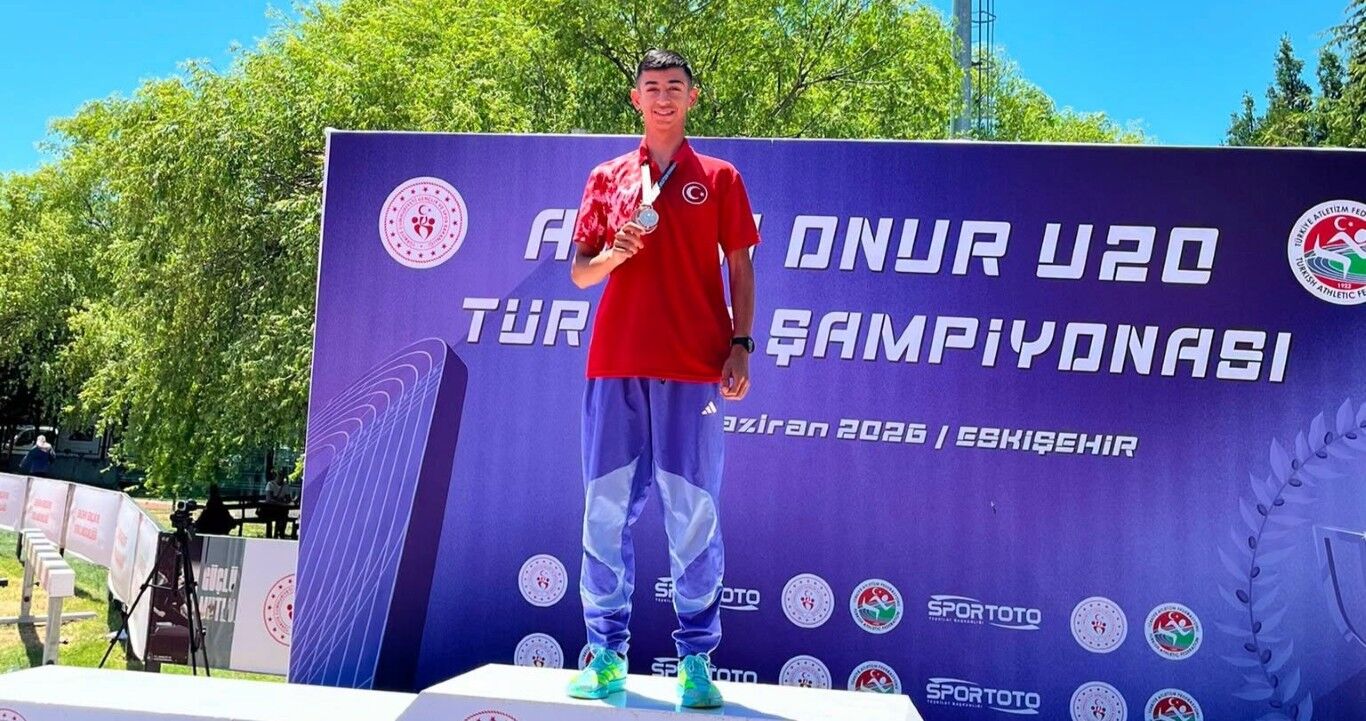 Adıyamanlı Atlet 9 Yıllık Rekoru Tarihe Gömdü