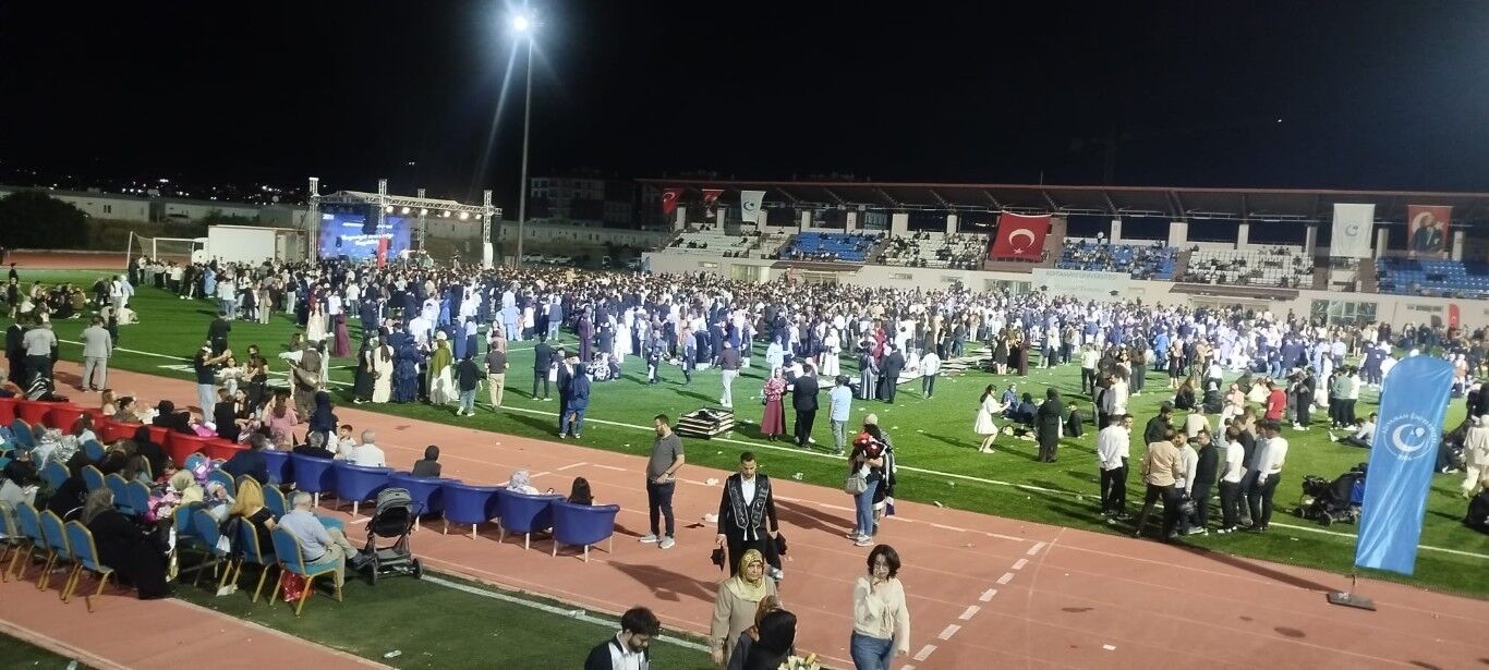 Adyü'de Mezuniyet Sevinci Konserle Taçlandı3-1