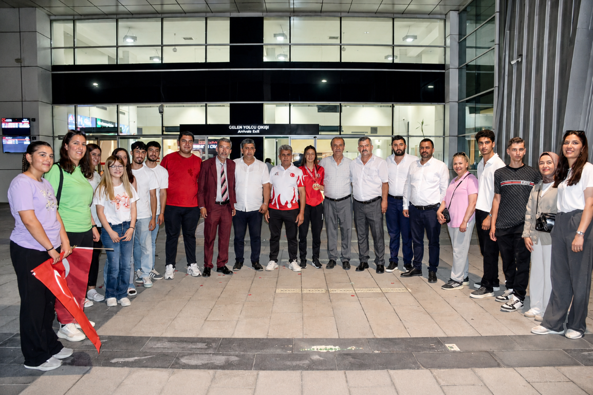Berfin Karşılama (Orta)