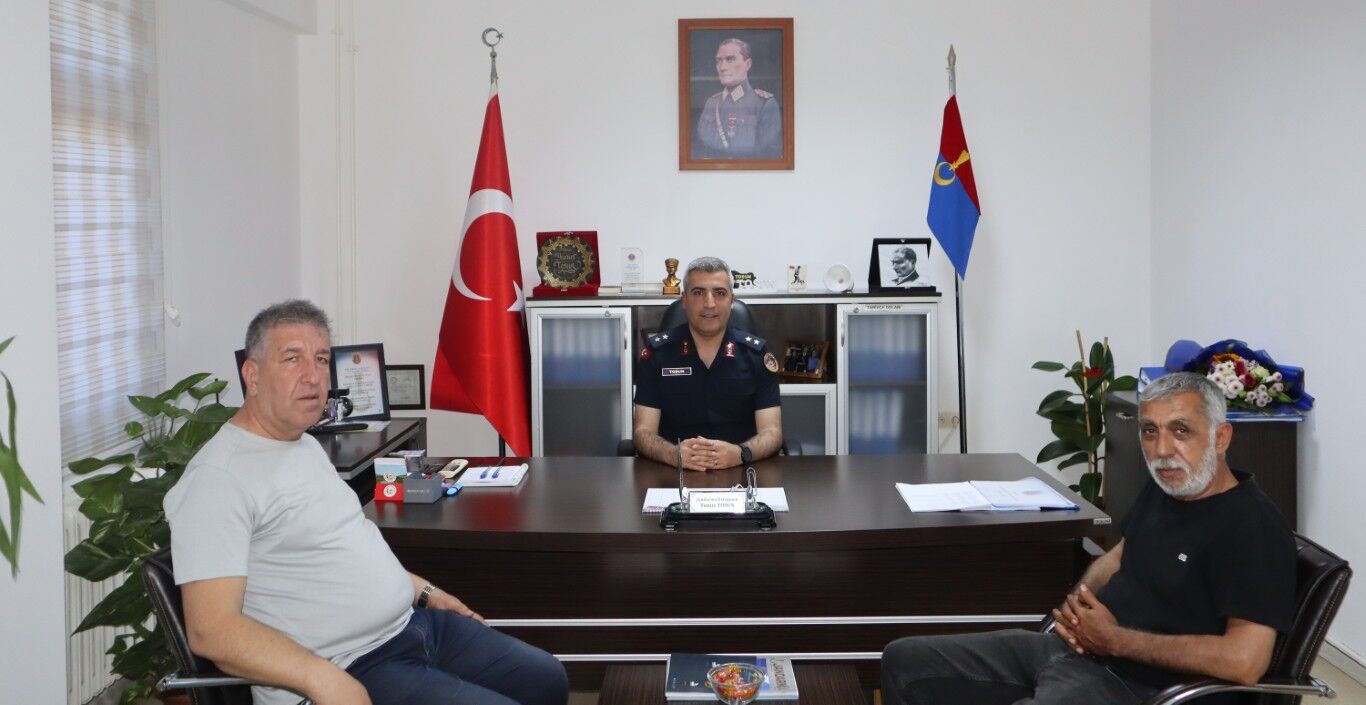 Besni̇ Güncel'den Jandarmaya Tebrik