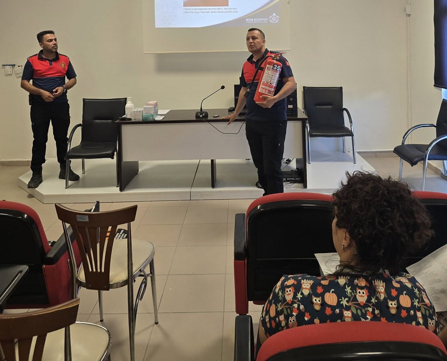 Besni İtfaiyesi Yangın Güvenliği Eğitimlerini Sürdürüyor1
