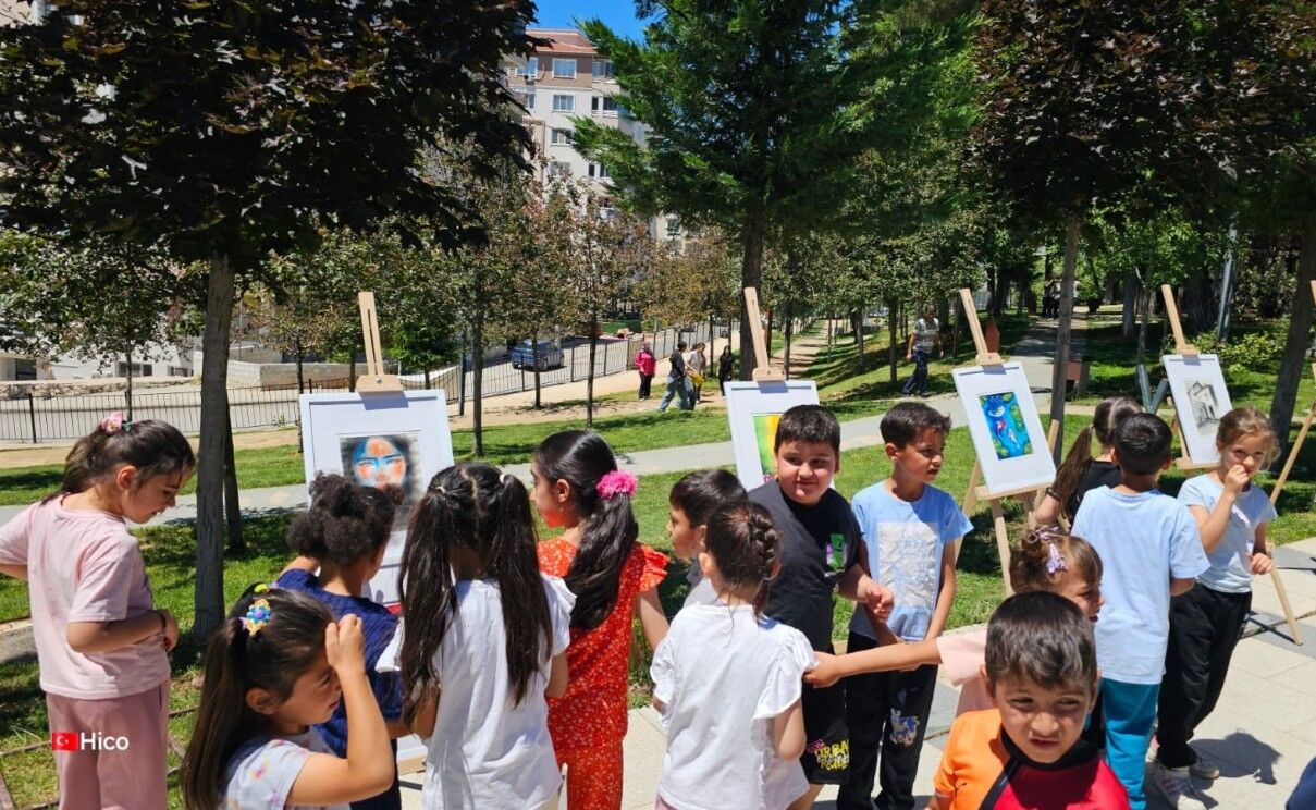 Besnili Nisanur'dan İlk Kişisel Resim Sergisi2