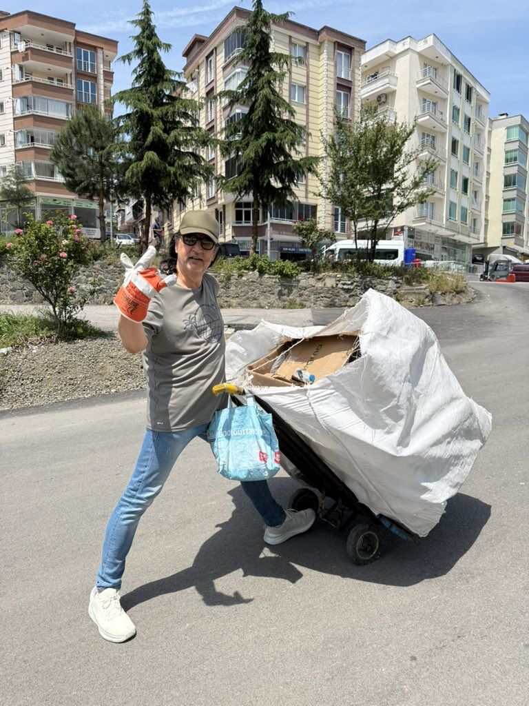 Çelik Bu Kez Hurda Topladı, Emekçilerin Sesine Ses Oldu