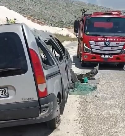 Gaziantep Besni Yolunda Feci Kaza 2