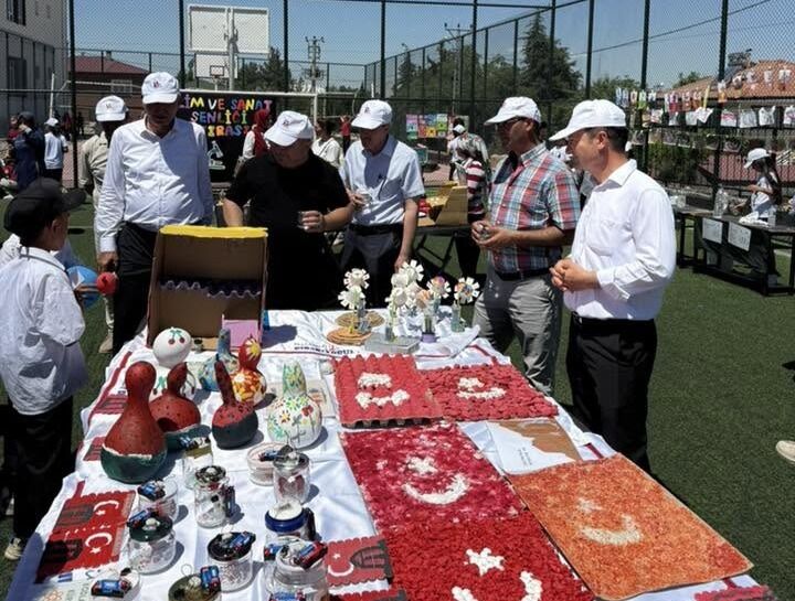 Gölbaşı'nda Bilim Ve Sanat Şenliği Düzenlendi