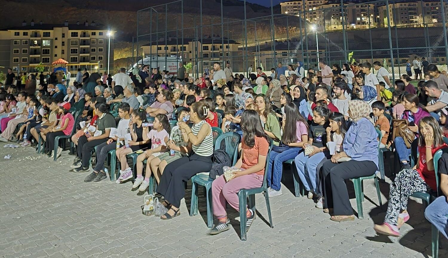 Gölbaşı'nda Öğrencilere Sinema Keyfi1