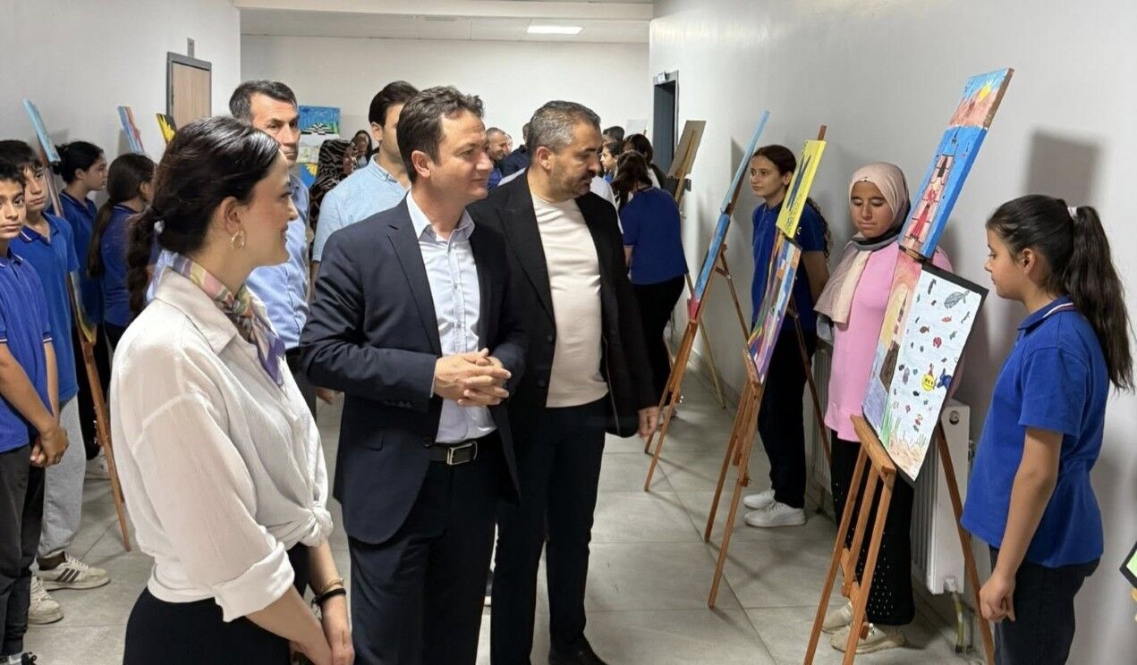 Gölbaşı'nda Öğrencilerin Resim Sergisi Açıldı1