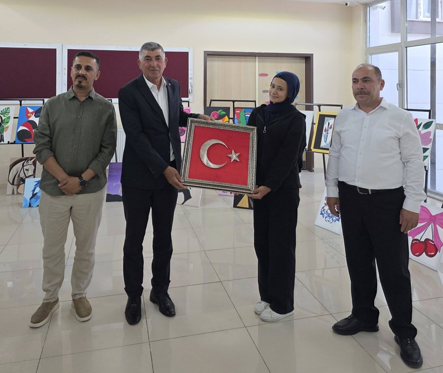 Gölbaşı'nda Yıl Sonu Sergisi Beğeni Topladı 2